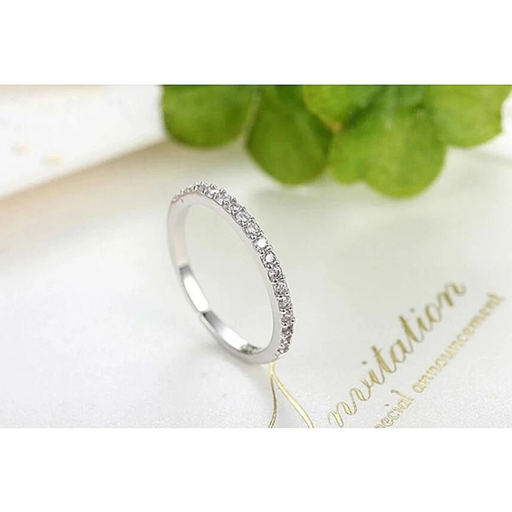 NEW Women's Simulated Diamonds 925 Sterling Silver Band Ring,‎ Adjustable